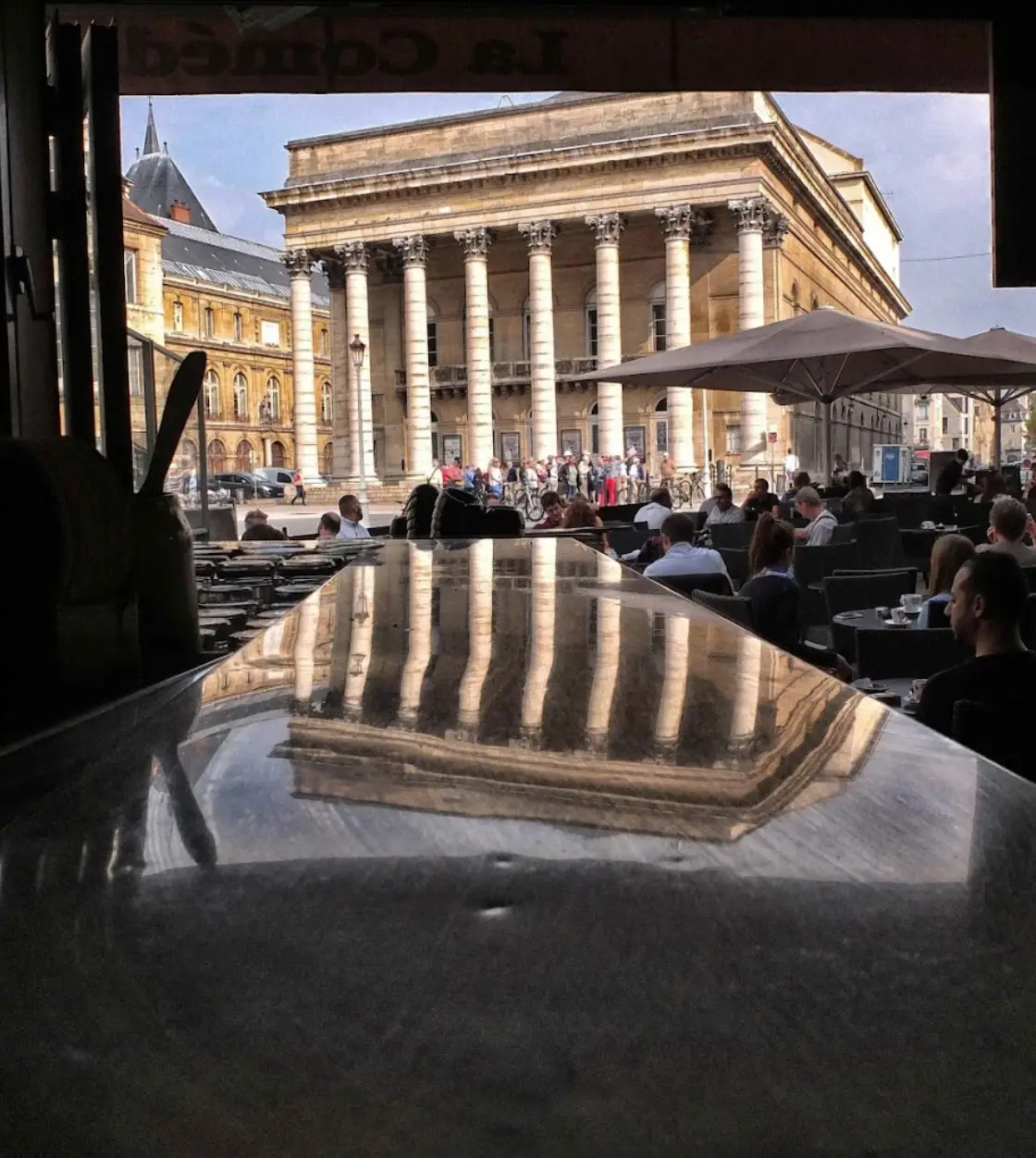 la-comedie-dijon-photo-illustration-privatisation-vue-exterieure
